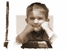 220px-Felicidade_A_very_happy_boy_2